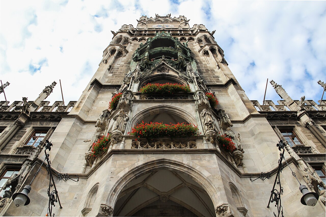 Marienplatz mit Rathaus - München
